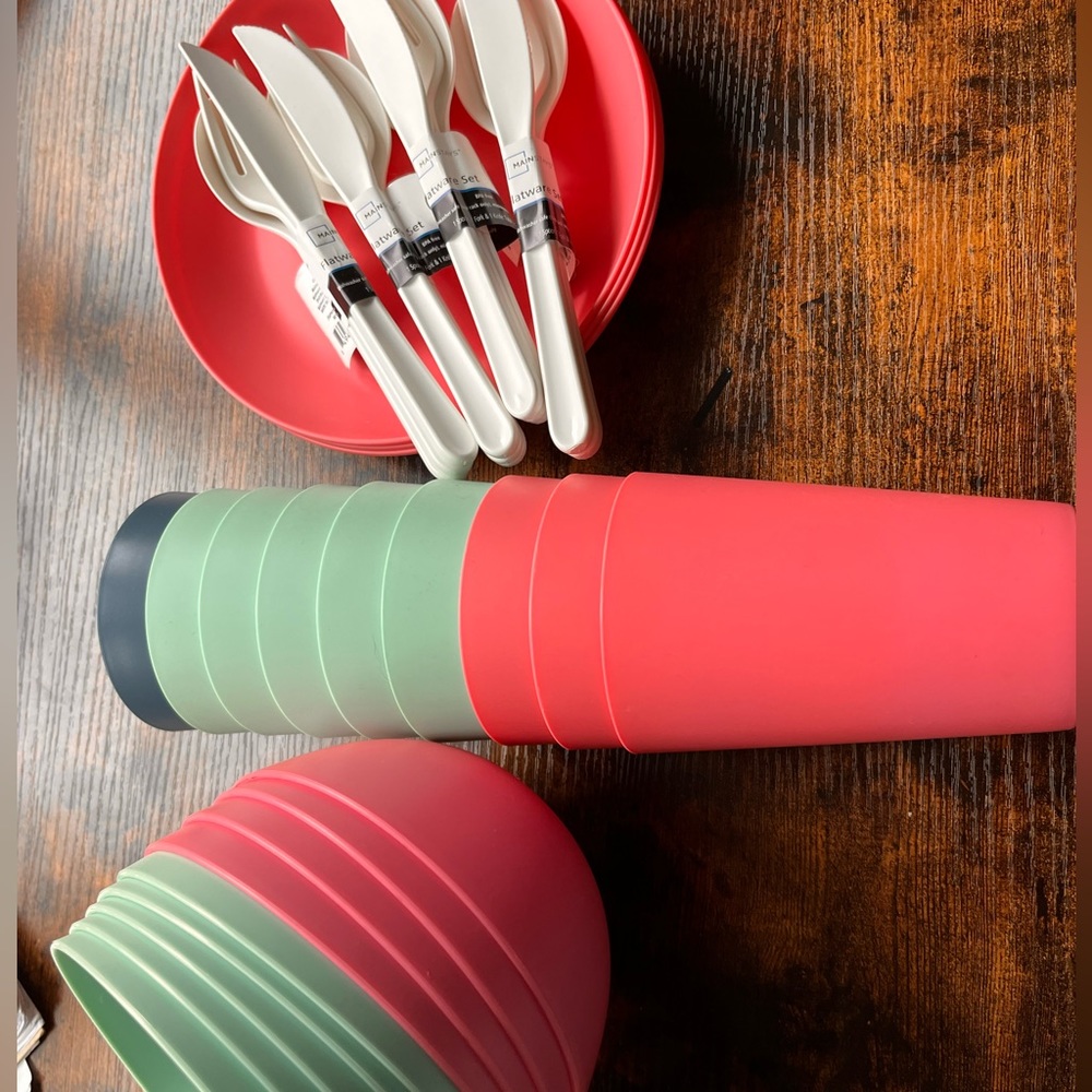 Brand New Kid plastic cups plates bowls